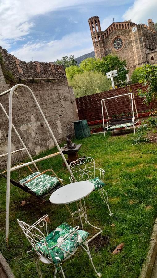 Apartament Volca Aiguanegra Sant Joan les Fonts Exterior foto